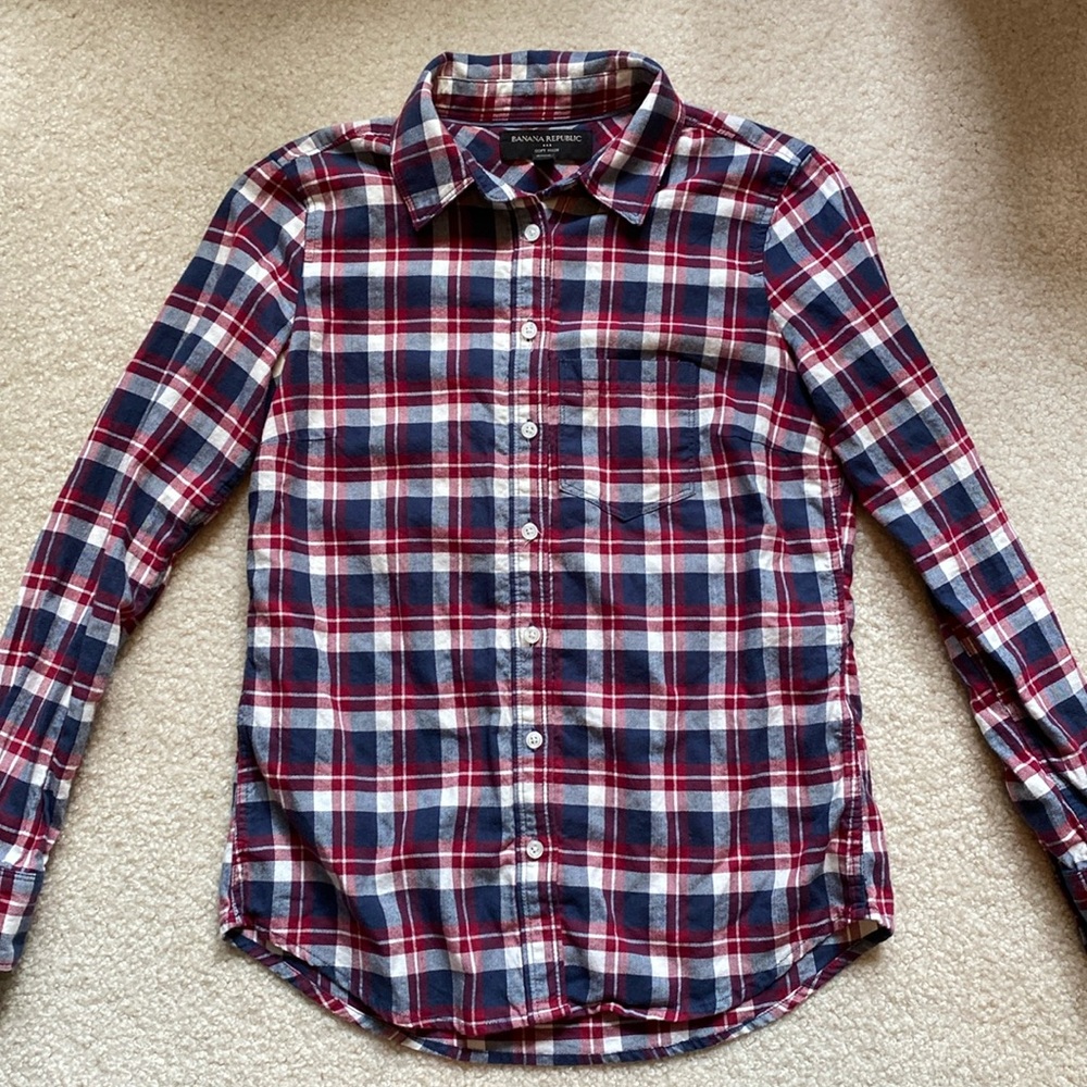 Like new! Banana republic plaid soft wash flannel button down